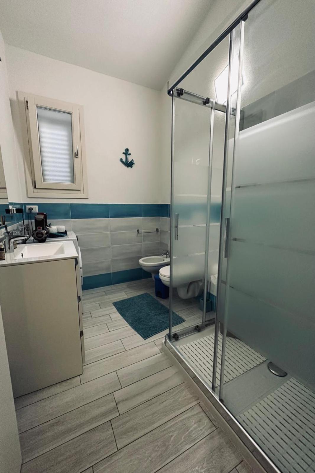 Magnifique villa neuve en bord de mer Sassari Extérieur photo