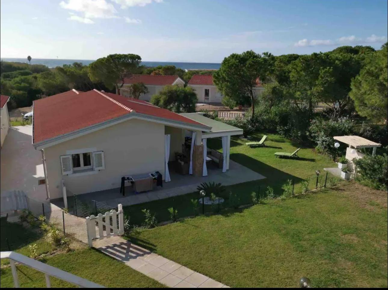 Magnifique villa neuve en bord de mer Sassari Extérieur photo